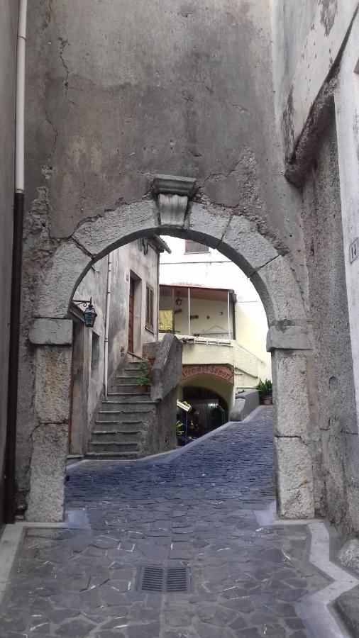 Monolocale Nel Centro Storico Aieta Exterior foto
